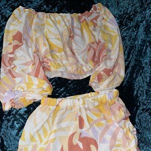 Pink Lily ~two piece beach set ✨